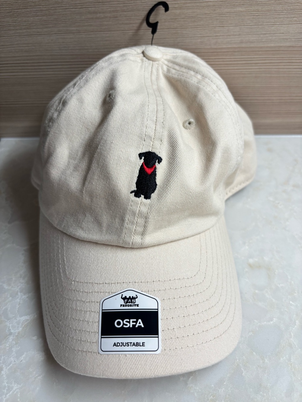 NWOT Fan Favorite Adjustable Cream Black Labrador Dog Embroidered Baseball Cap